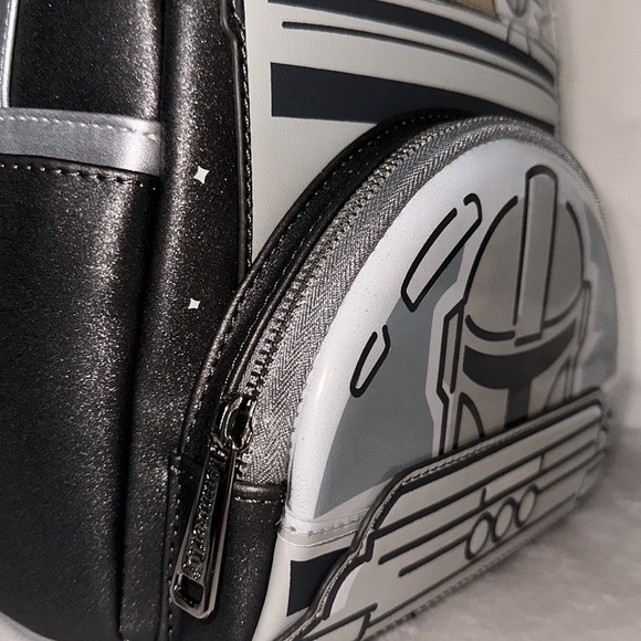 COPY - NWT DISNEY LOUNGEFLY Star Wars the Mandalorian & Grogu Glow in the Dark … - Picture 7 of 8